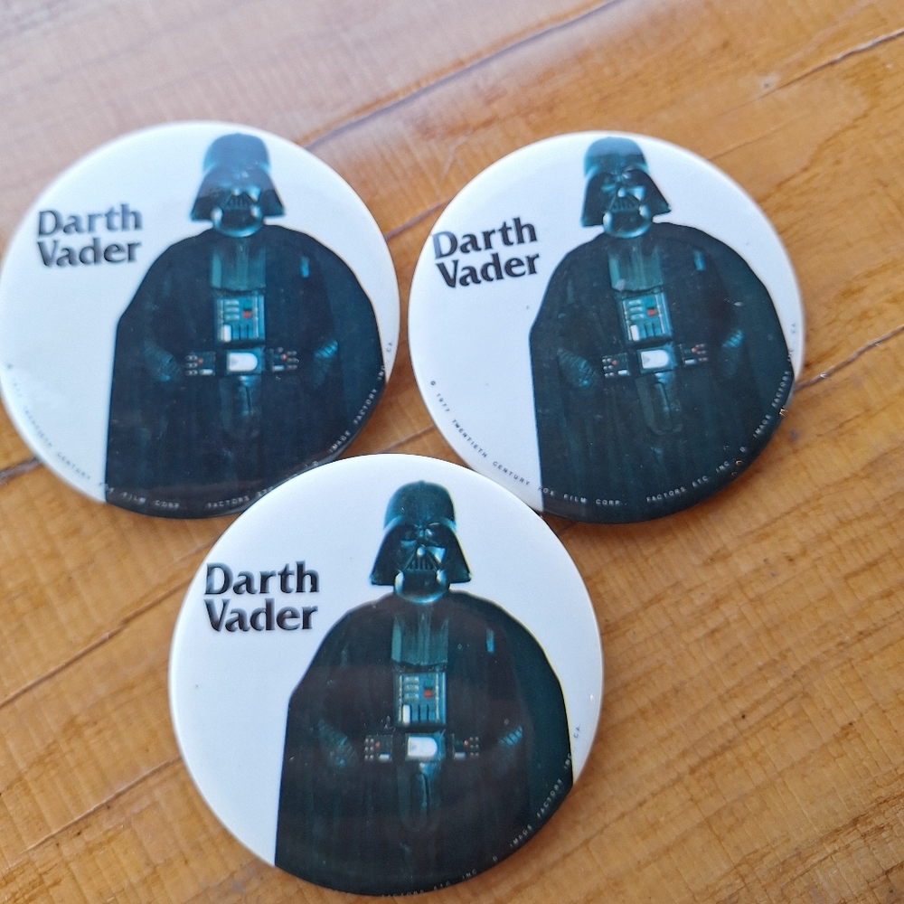 Vintage Star Wars Darth Vader 1977 Pin
